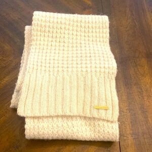 Michael Kors scarf cream